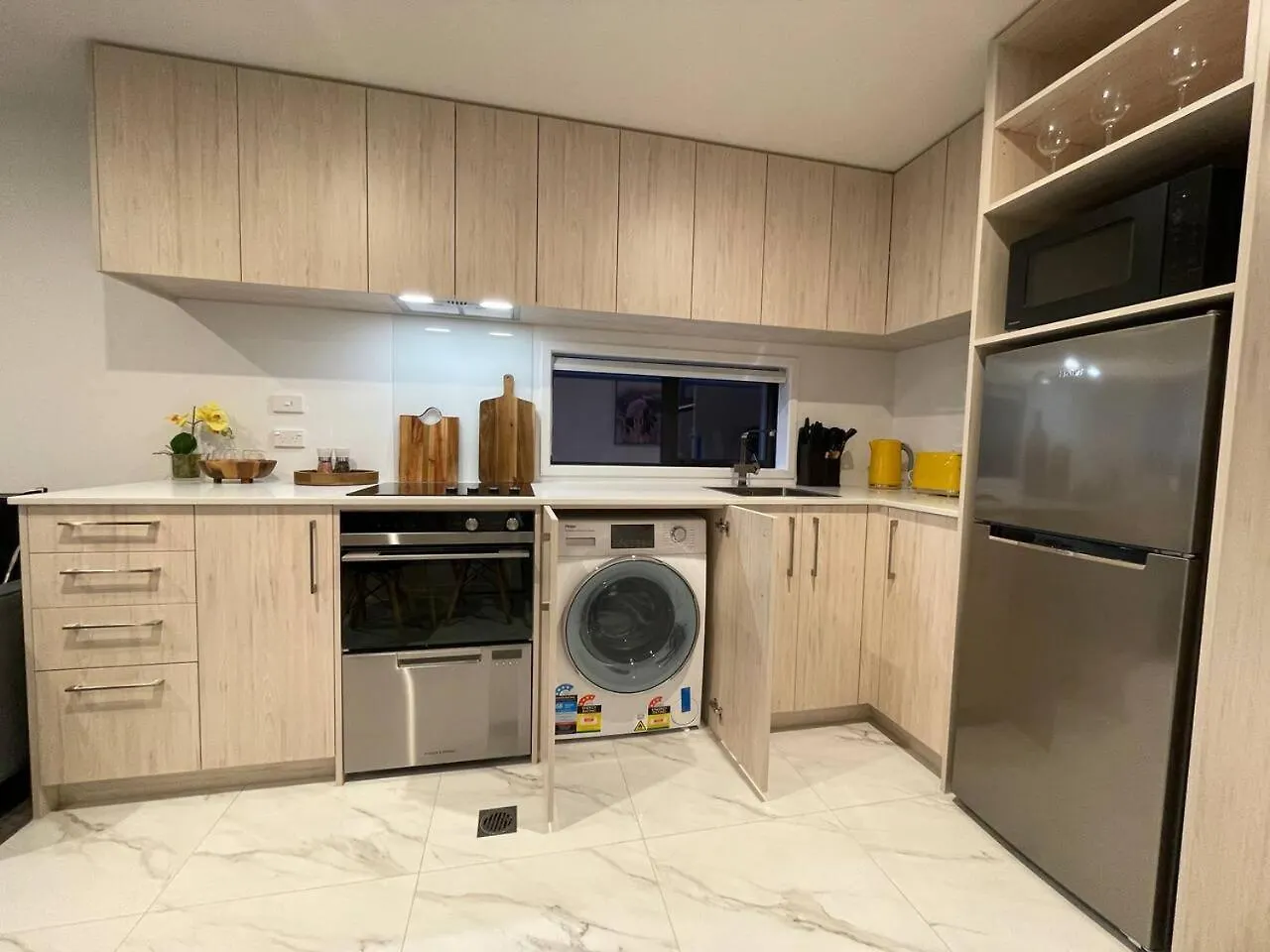 Stylish And Lush Cbd Studio Christchurch